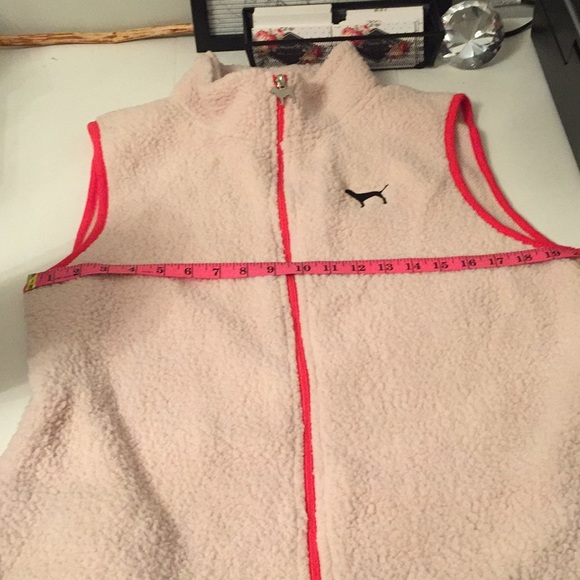 PINK Sherpa Vest - Picture 7 of 10